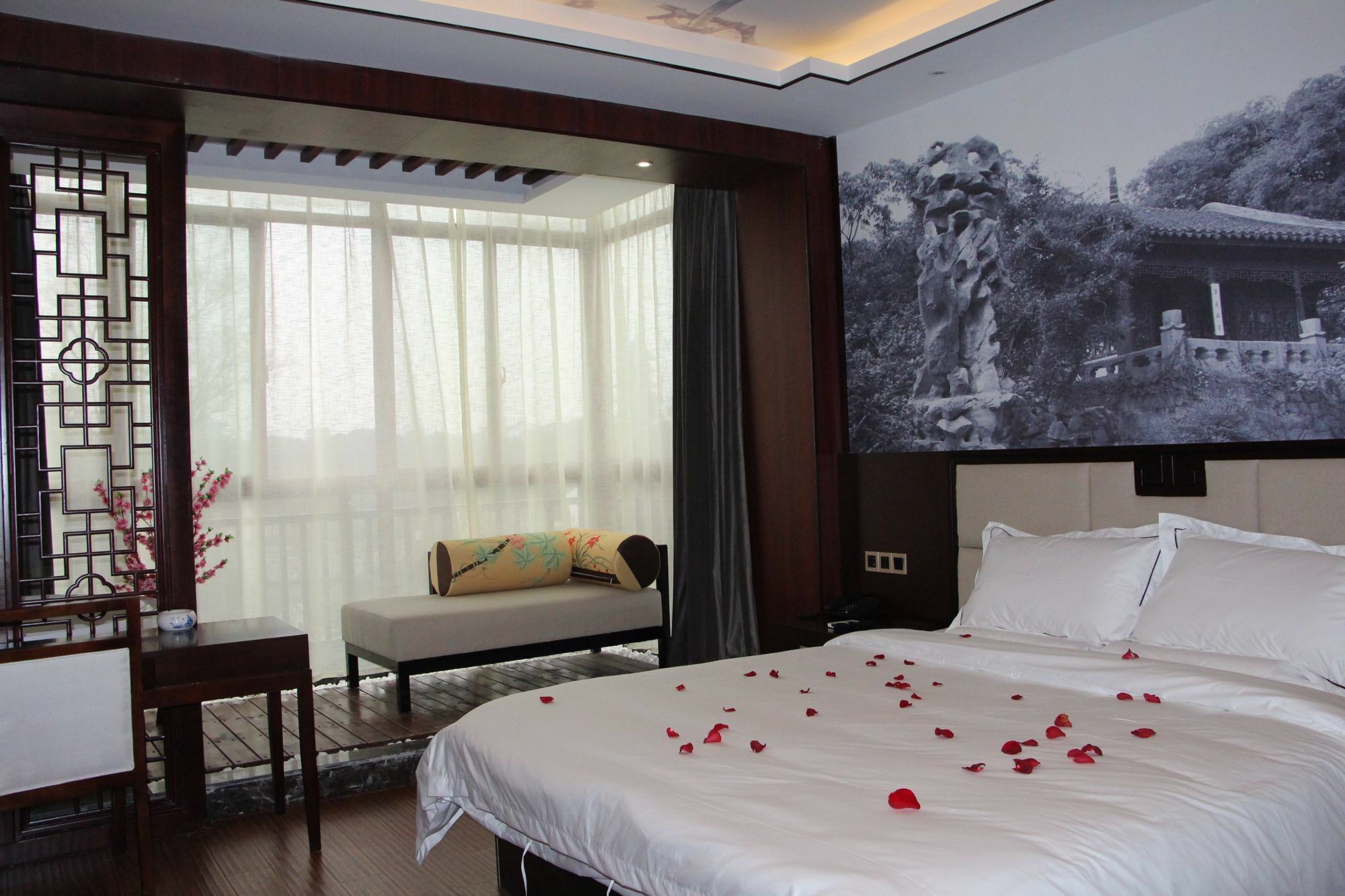 Suzhou Romantic Cabin Panmen Екстериор снимка