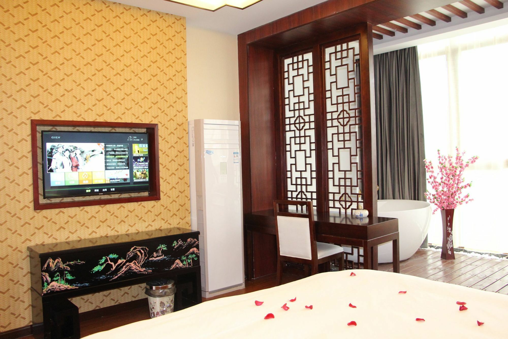 Suzhou Romantic Cabin Panmen Екстериор снимка