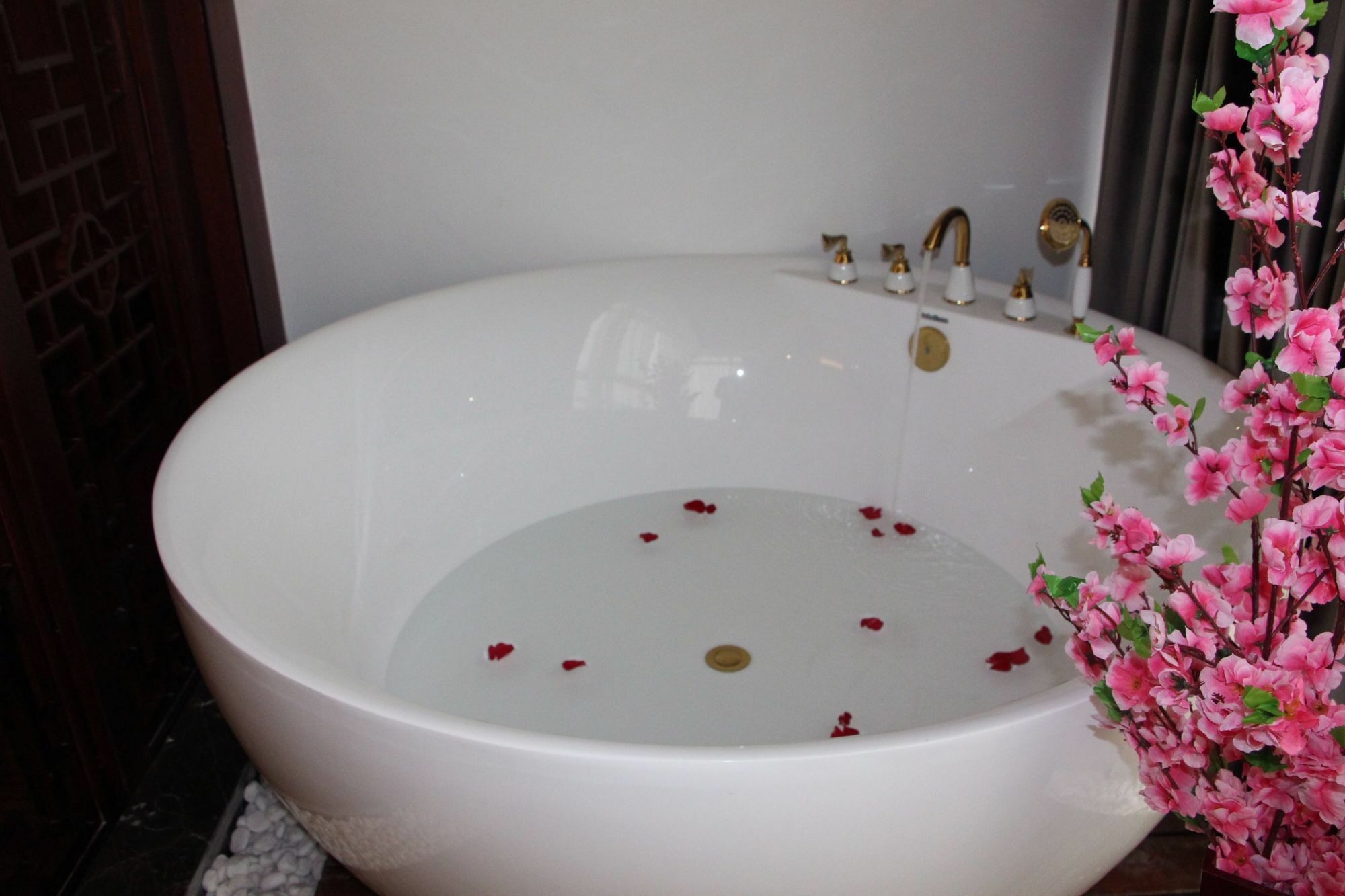 Suzhou Romantic Cabin Panmen Екстериор снимка